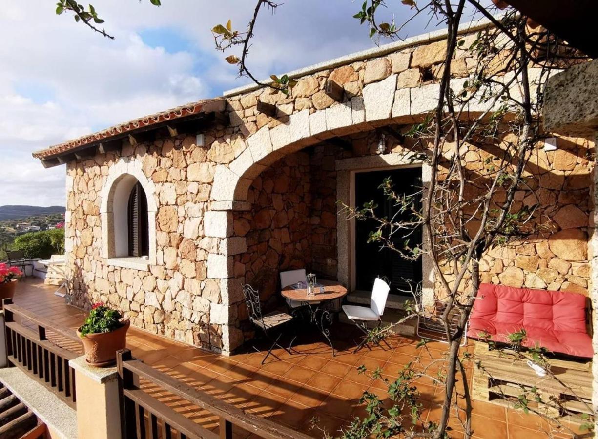 Villa Acchiappasogni Porto San Paolo  Exterior photo