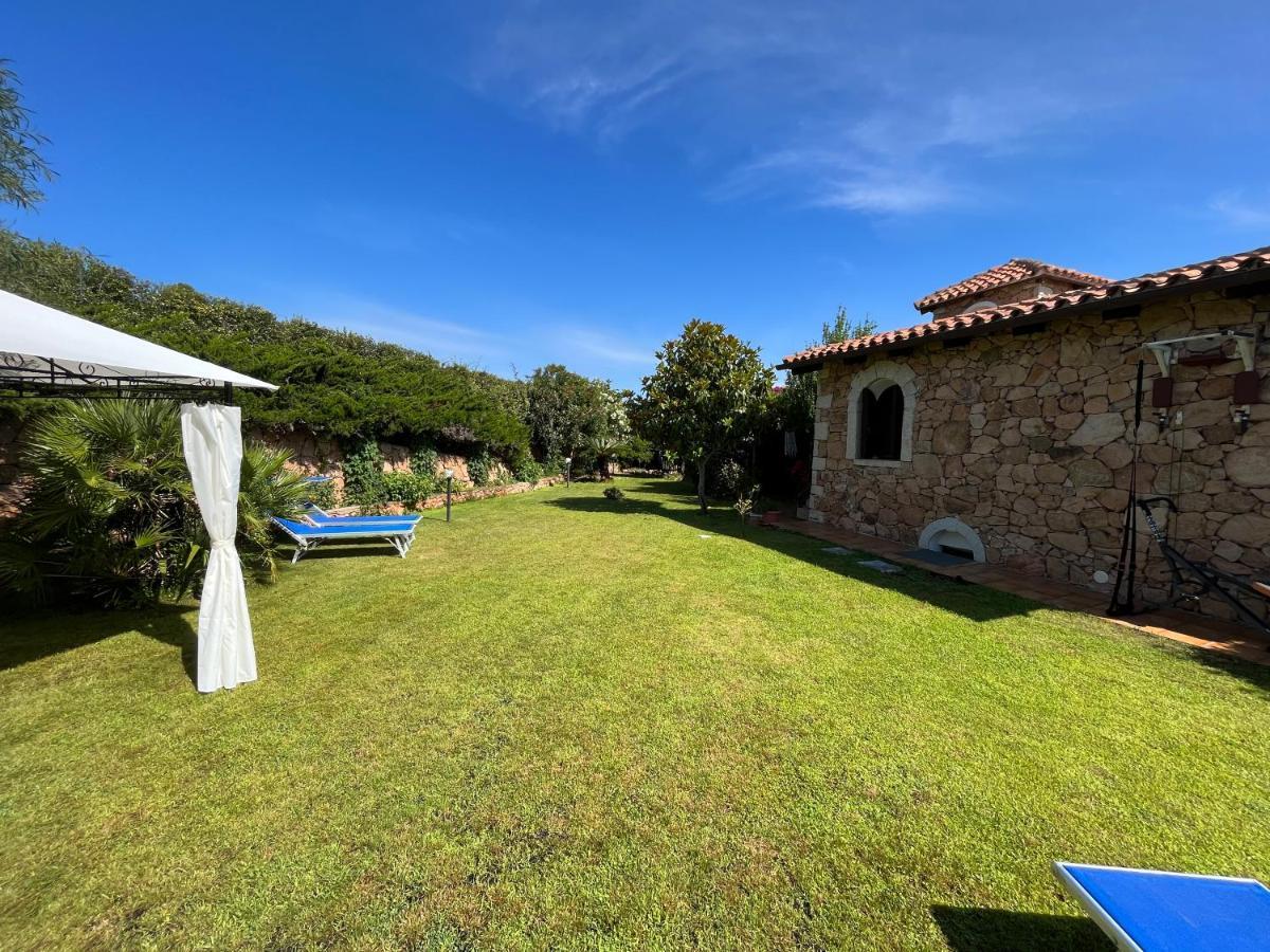Villa Acchiappasogni Porto San Paolo  Exterior photo